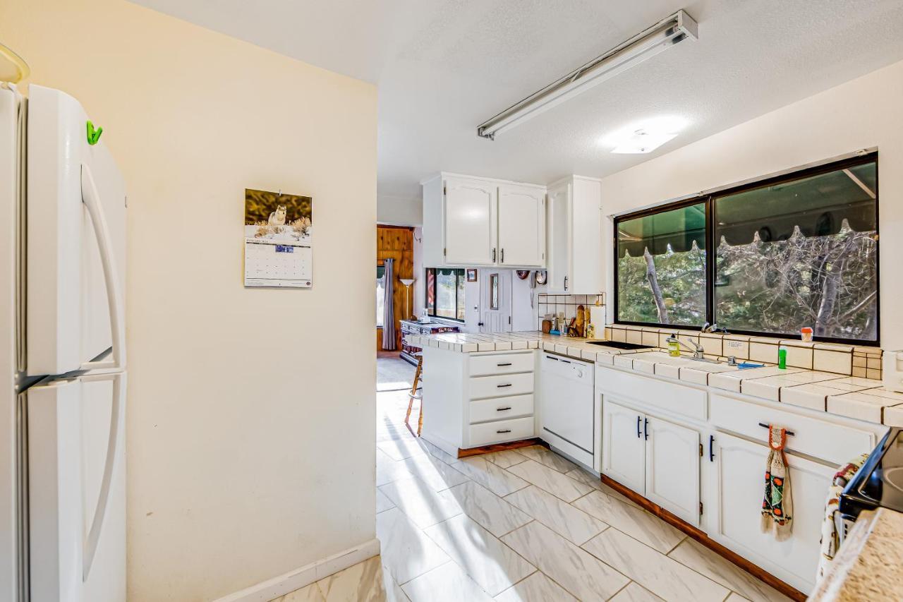Luring Lakefront Landing Groveland Exterior photo