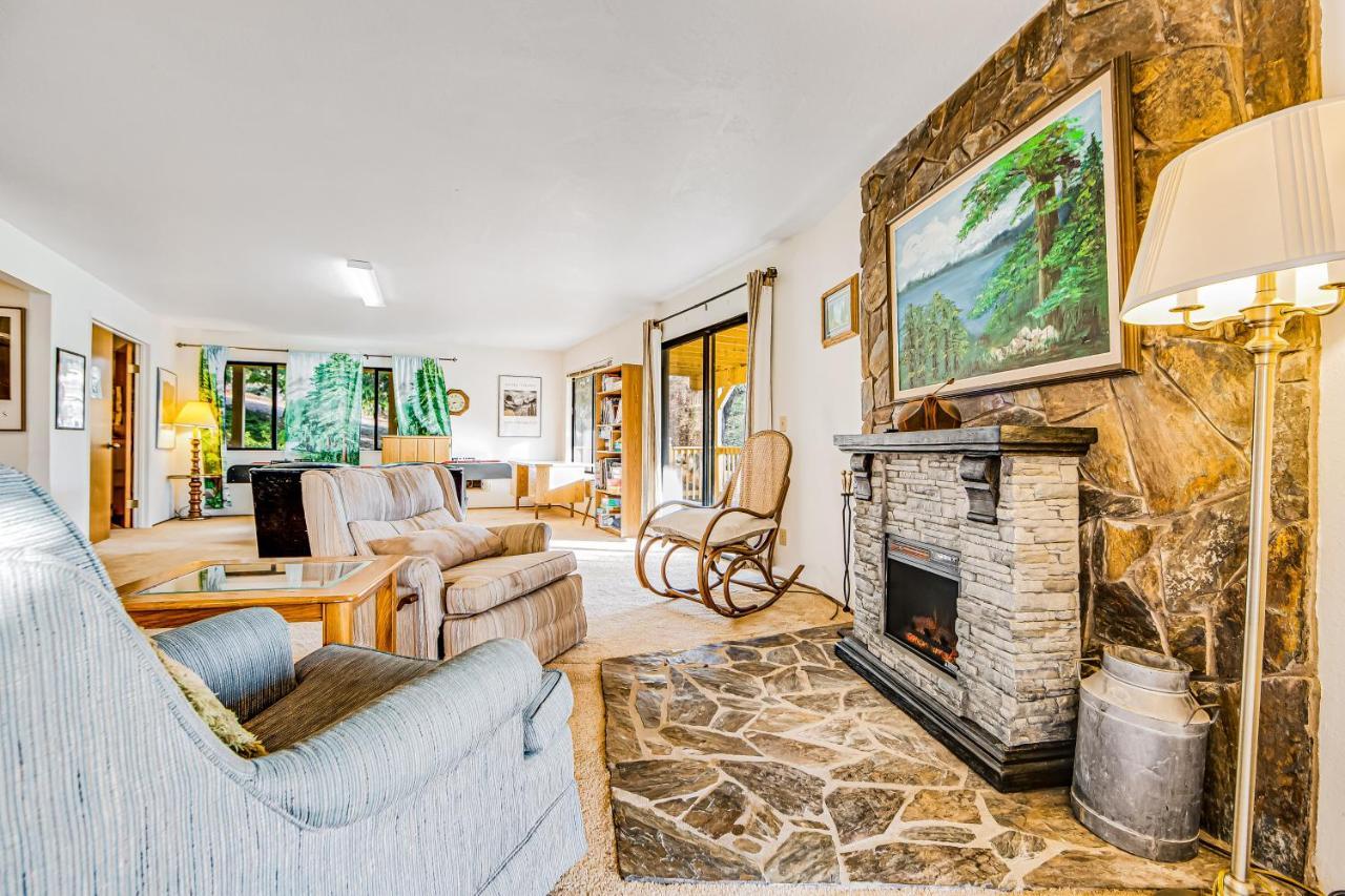 Luring Lakefront Landing Groveland Exterior photo